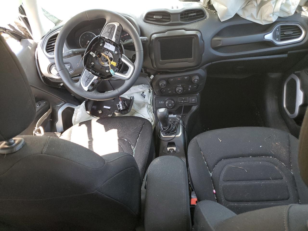 ZACNJBBB6KPK55078 2019 Jeep Renegade Latitude