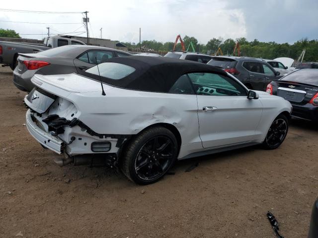 VIN 1FATP8UH5H5331328 2017 Ford Mustang no.3