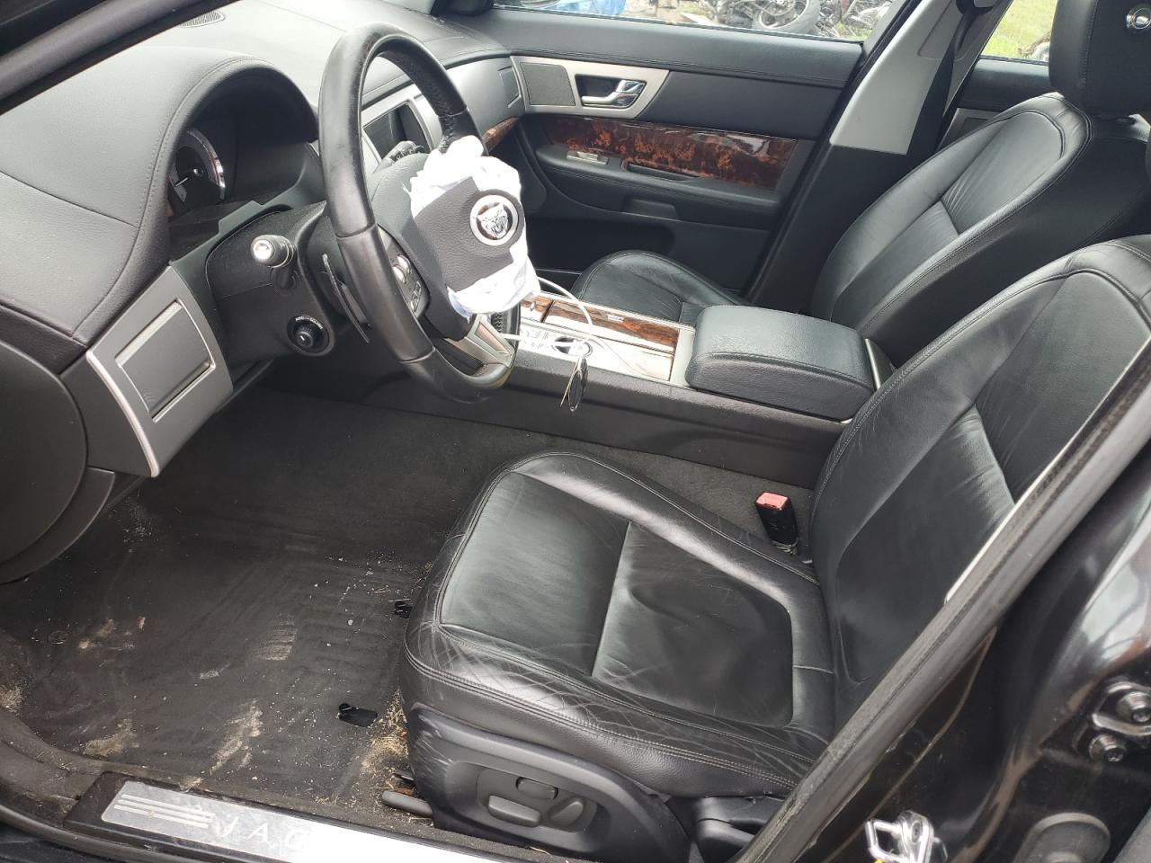 SAJWA0FB6BLS12209 2011 Jaguar Xf