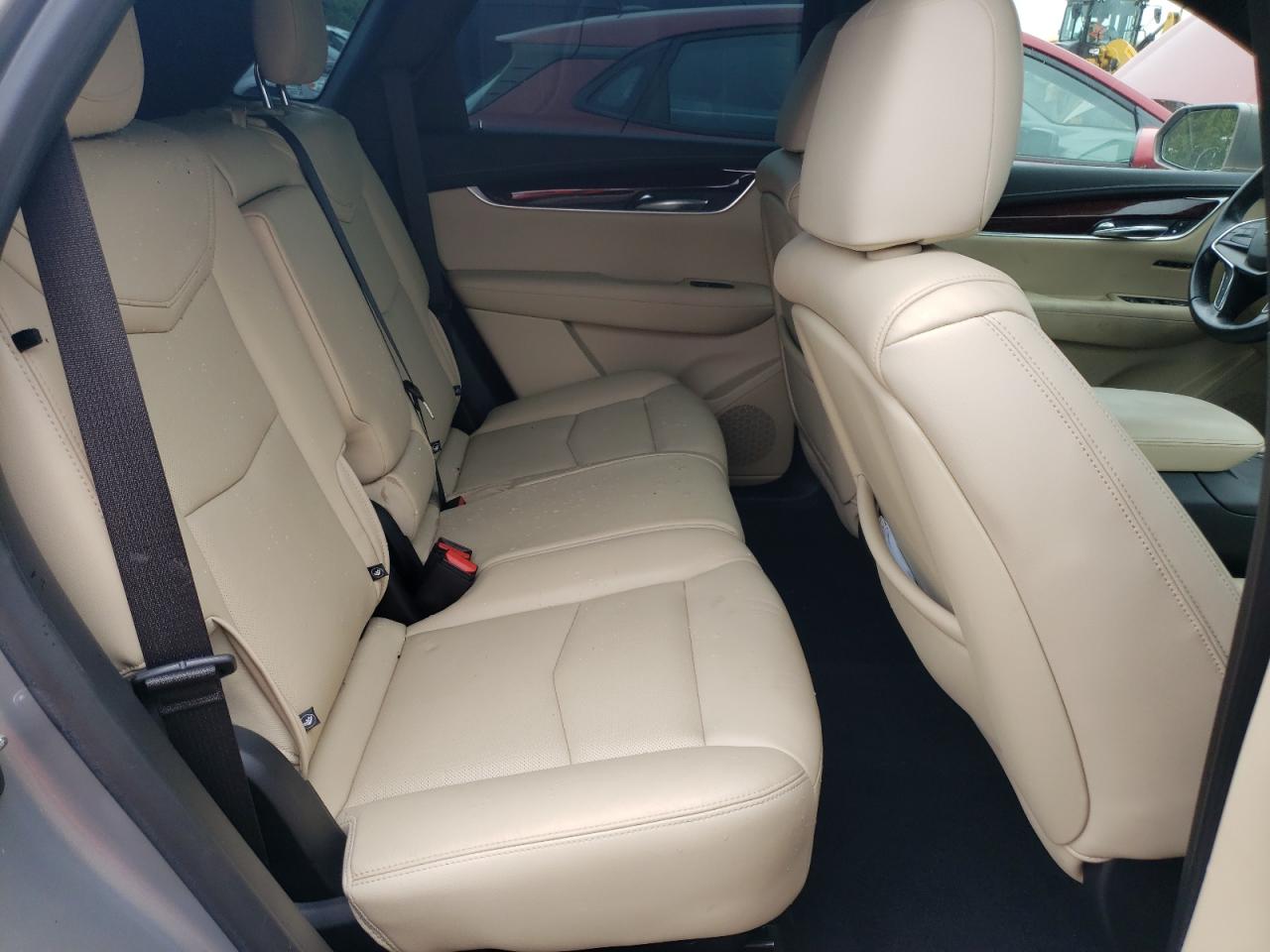 1GYKNCRS0KZ153907 2019 Cadillac Xt5 Luxury