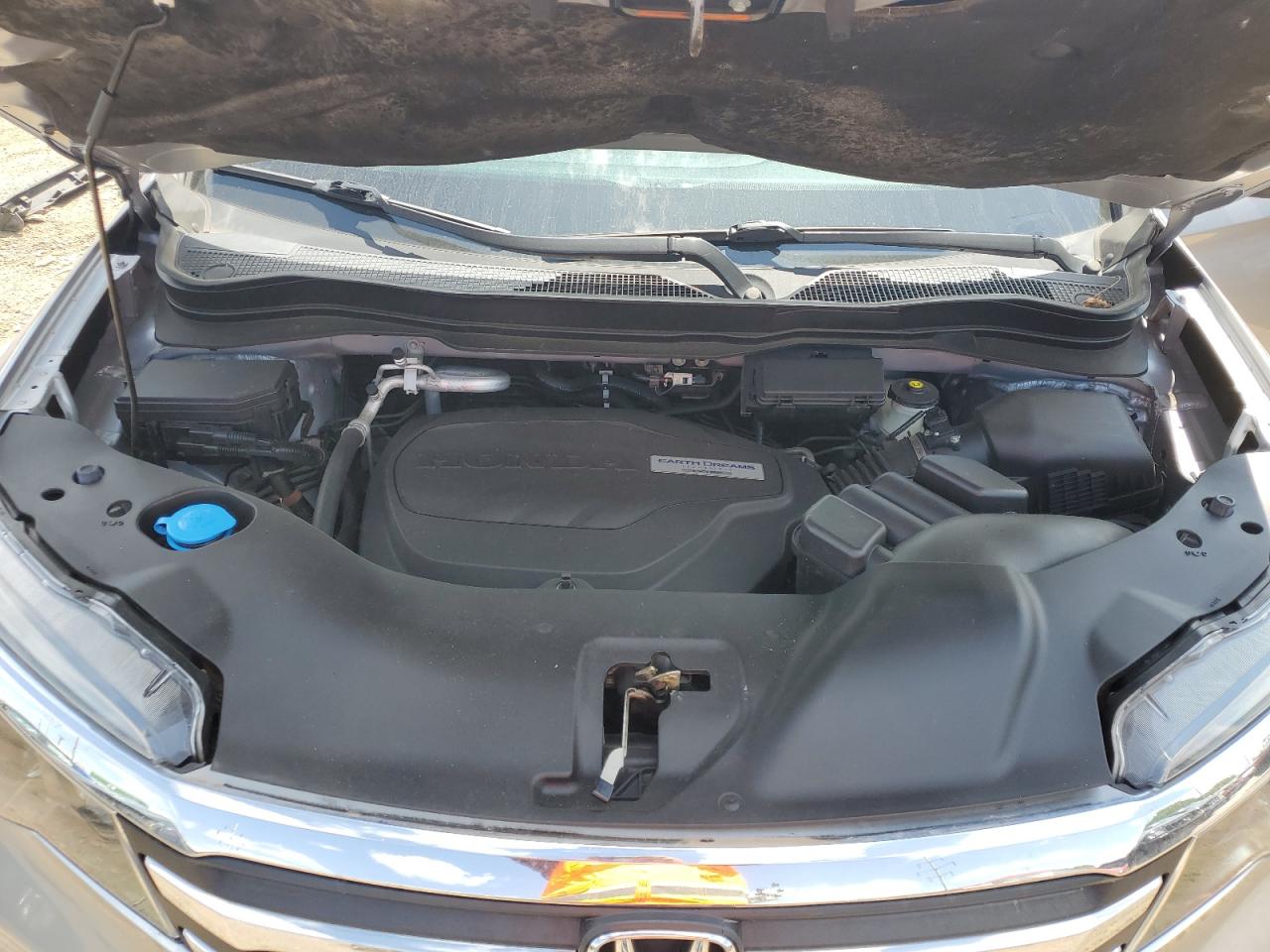 5FNYF6H16JB044704 2018 Honda Pilot Lx