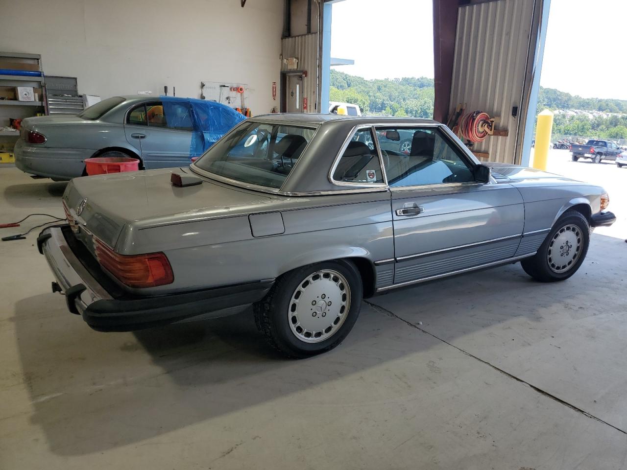 WDBBA48D6HA066786 1987 Mercedes-Benz 560 Sl