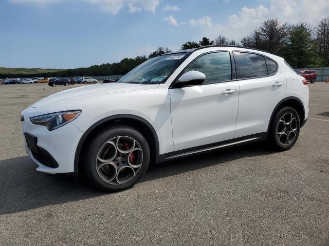 ZASFAKPN1J7B89617 2018 ALFA ROMEO STELVIO - Image 1