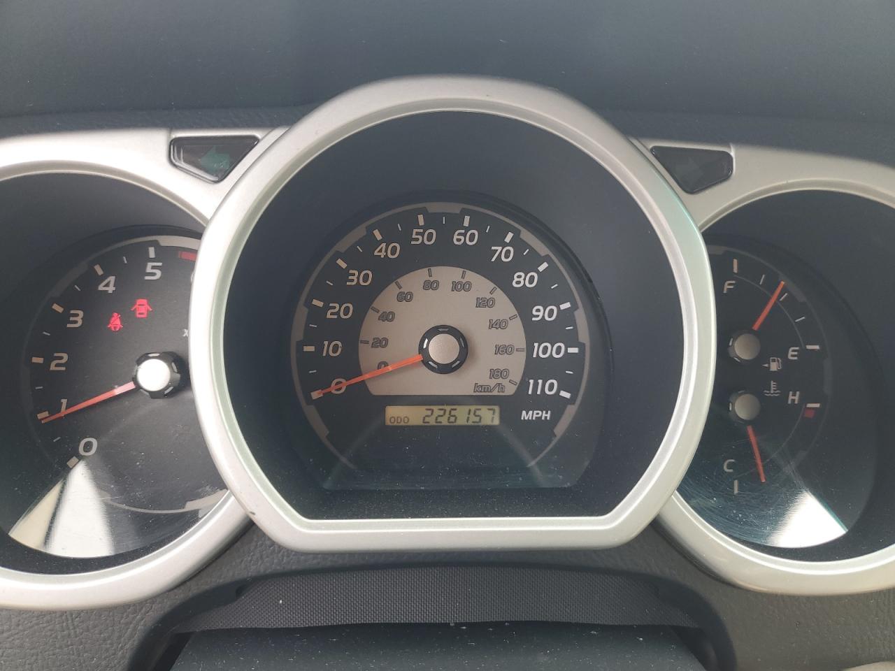 JTEBU14R948020598 2004 Toyota 4Runner Sr5