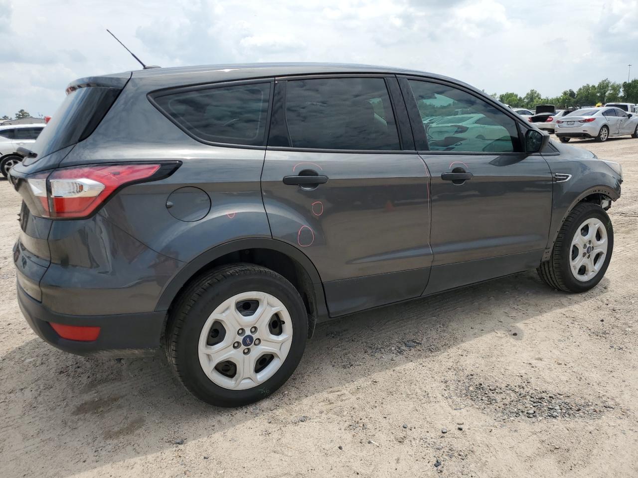 2018 Ford Escape S vin: 1FMCU0F78JUB24254