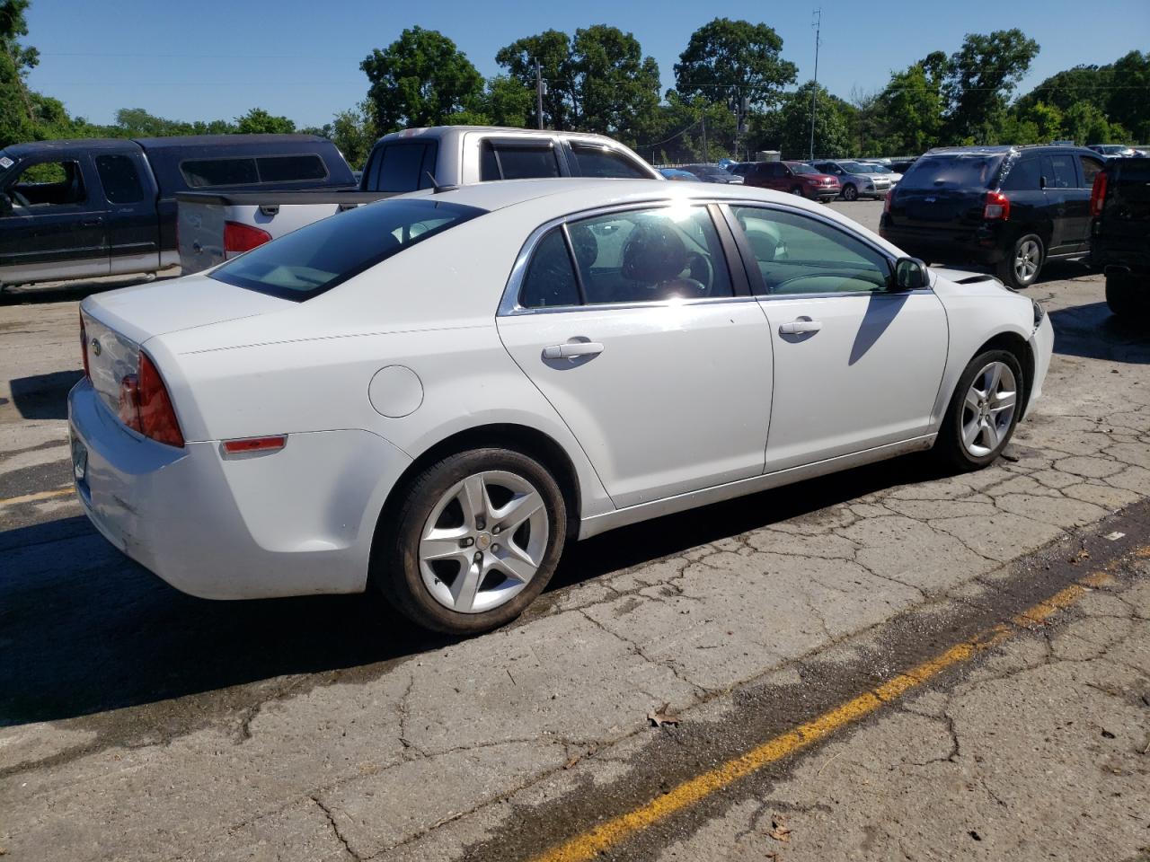 1G1ZB5E18BF384277 2011 Chevrolet Malibu Ls