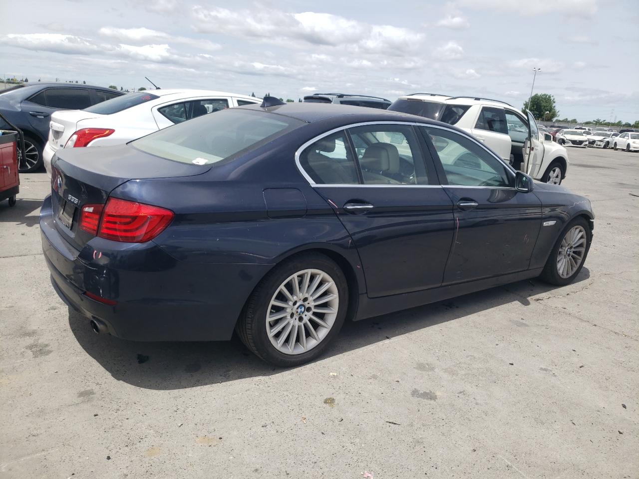 WBAFR7C54BC601717 2011 BMW 535 I