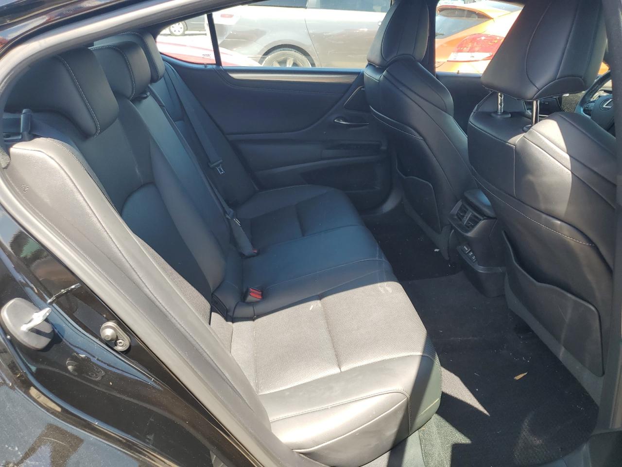 58AGZ1B15MU088272 2021 Lexus Es 350 Base