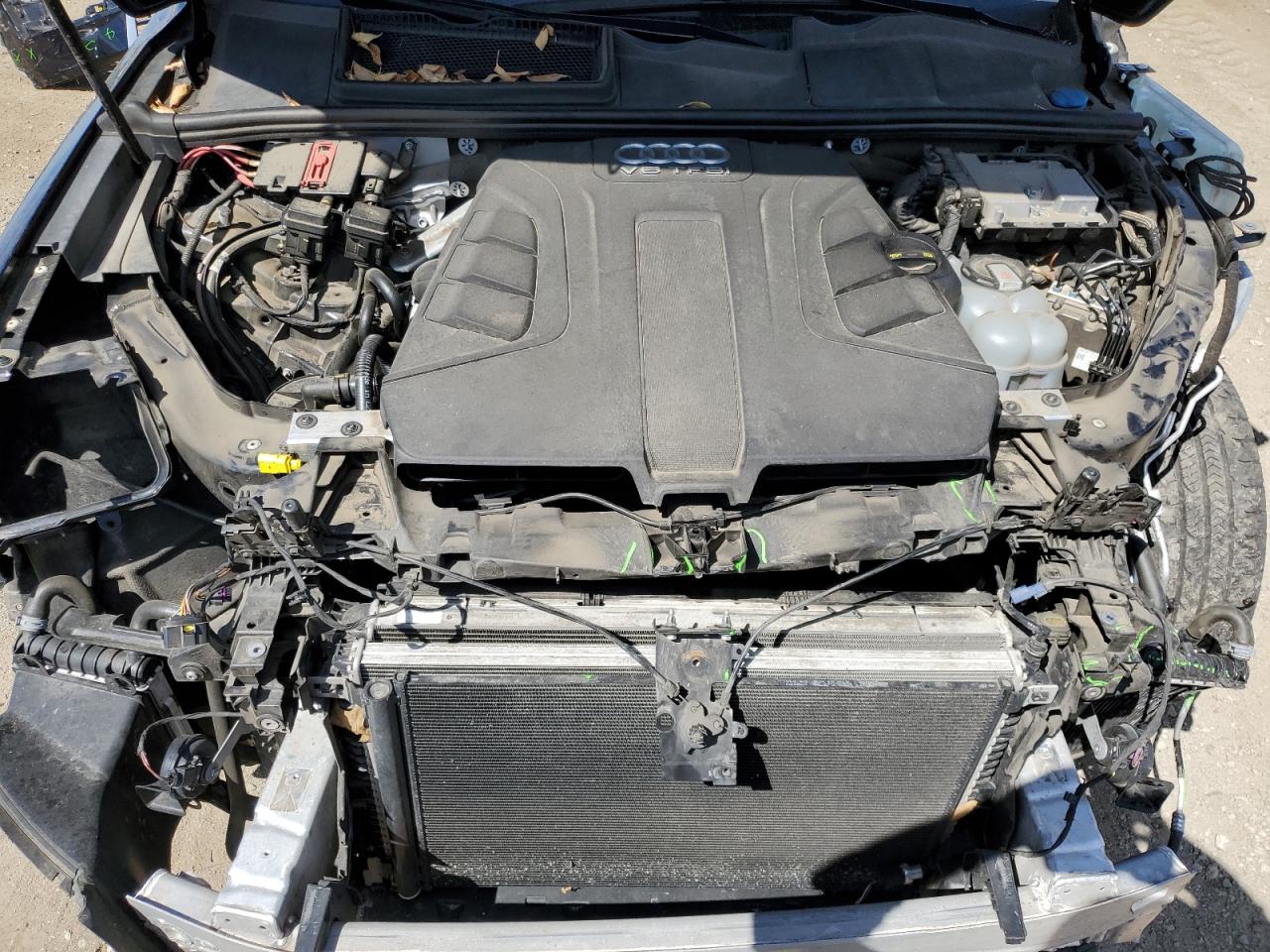 WA1LAAF72JD005175 2018 Audi Q7 Premium Plus