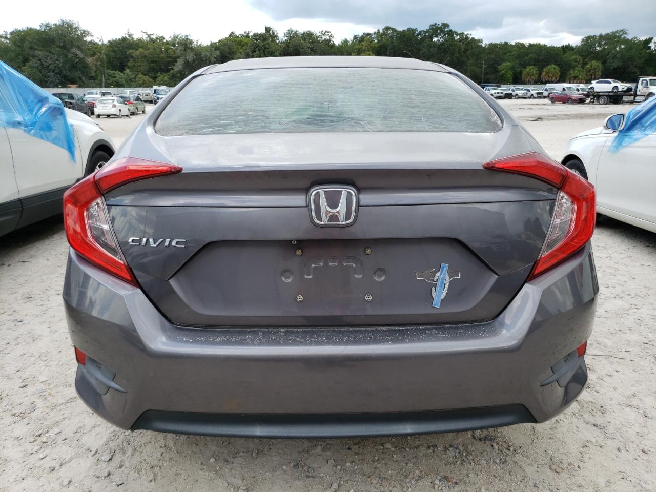 19XFC2E5XGE005533 2016 Honda Civic Lx