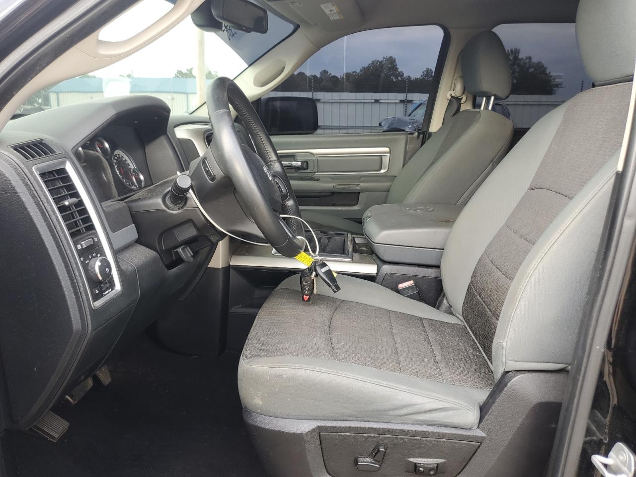 1C6RR6GG1ES259330 2014 Ram 1500 Slt