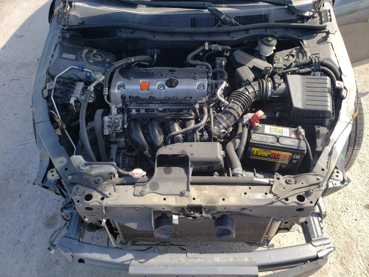 1HGCP2F61BA121909 2011 Honda Accord Se