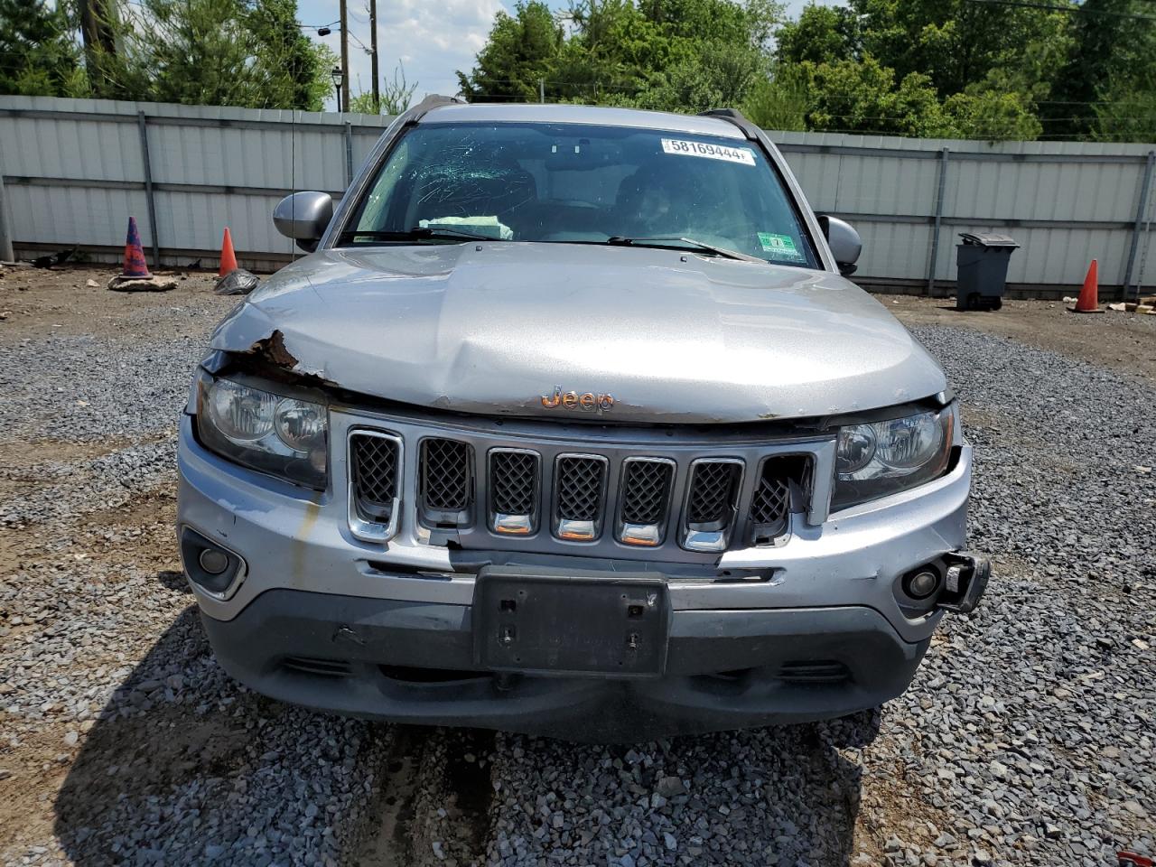 1C4NJDEB3GD696022 2016 Jeep Compass Latitude