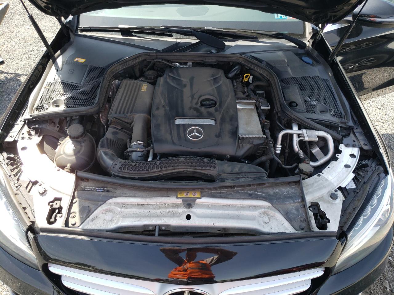 55SWF4KB4GU103186 2016 Mercedes-Benz C 300 4Matic