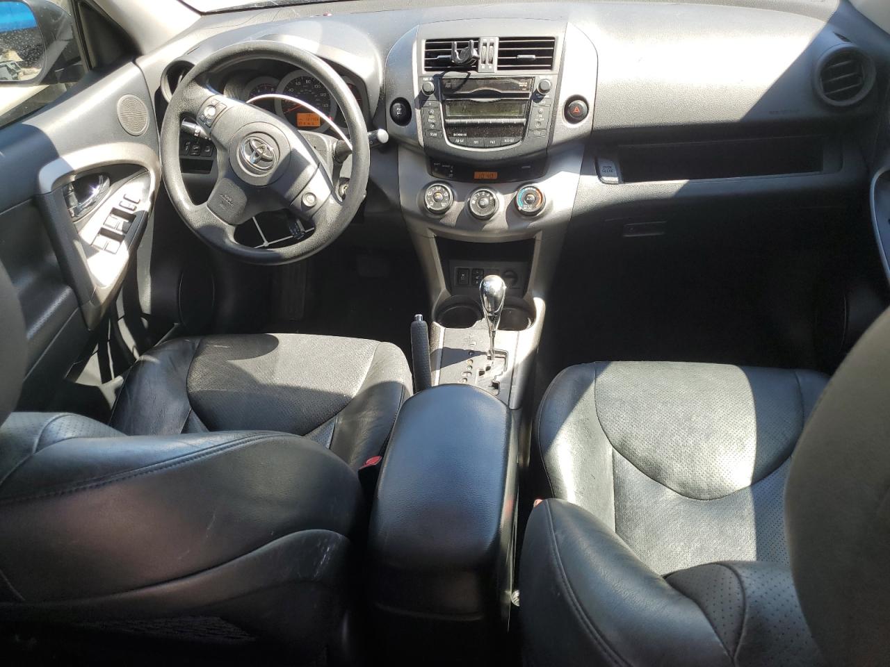 JTMRK4DVXB5098572 2011 Toyota Rav4 Sport