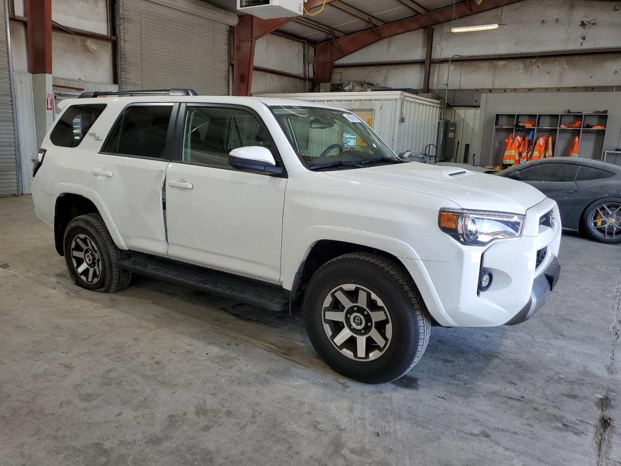 JTEPU5JR4P6133263 2023 Toyota 4Runner Se