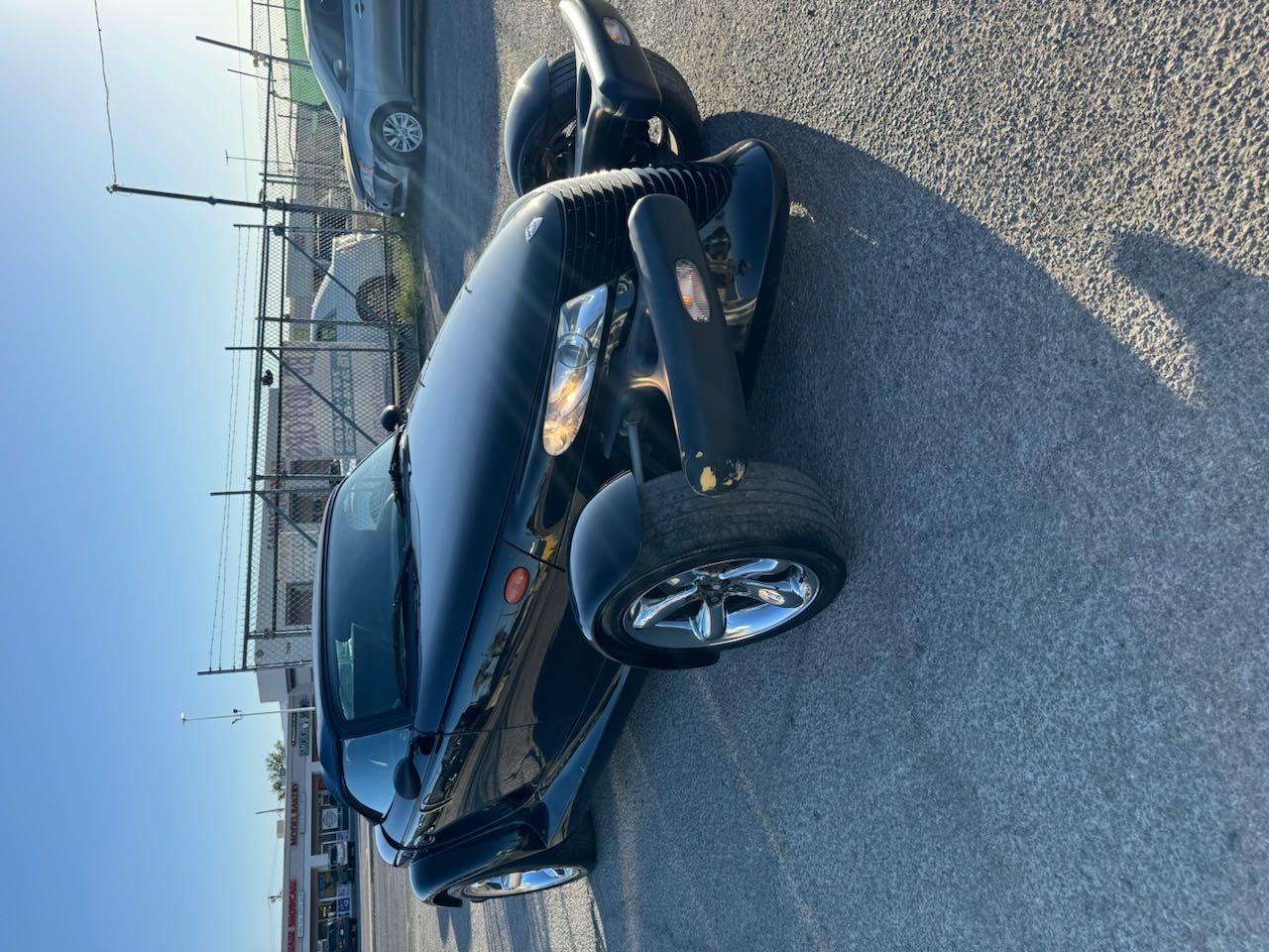 1P3EW65G1YV605186 2000 Plymouth Prowler