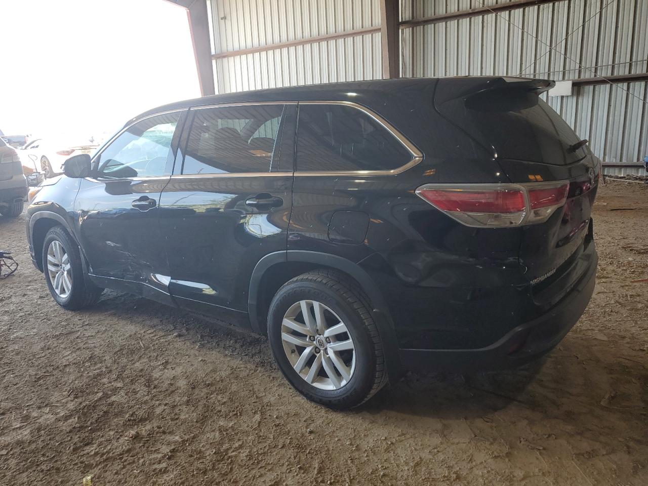 5TDBKRFH1FS180681 2015 Toyota Highlander Le