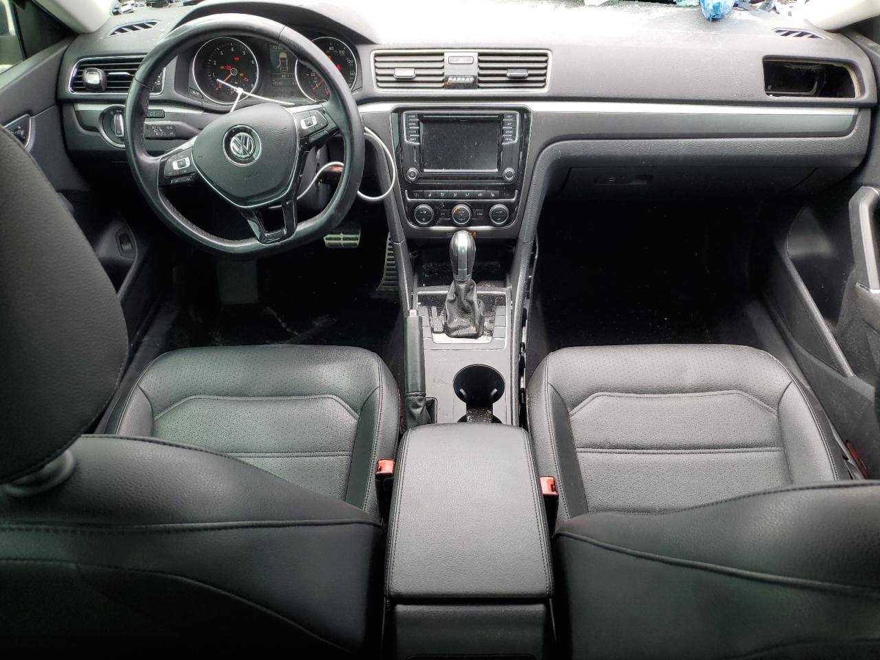 1VWAA7A35JC012127 2018 Volkswagen Passat S