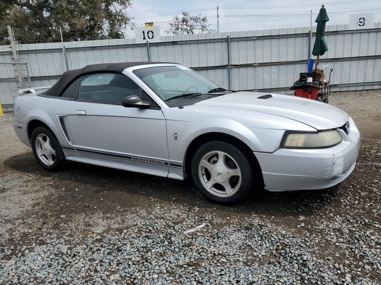 1FAFP44441F172711 2001 Ford Mustang