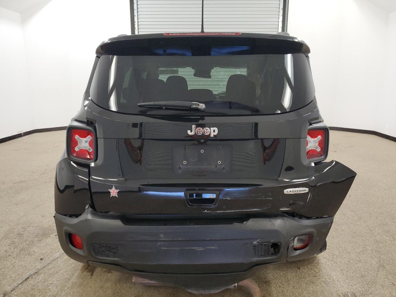 ZACCJABB4JPJ22237 2018 Jeep Renegade Latitude