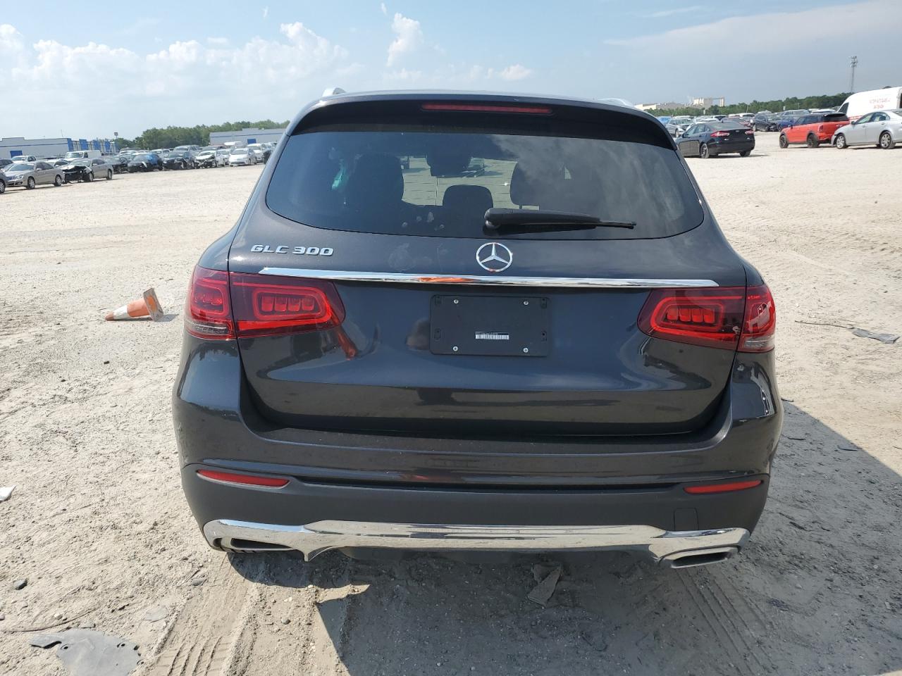 2020 Mercedes-Benz Glc 300 vin: WDC0G8DB6LF751816