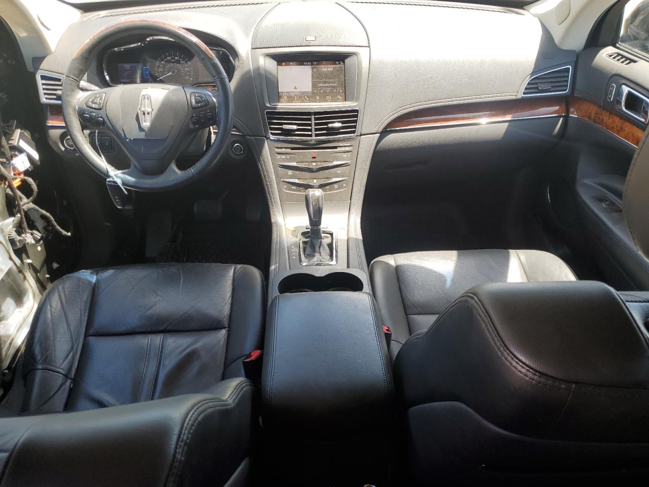 2LMHJ5AT2KBL03711 2019 Lincoln Mkt