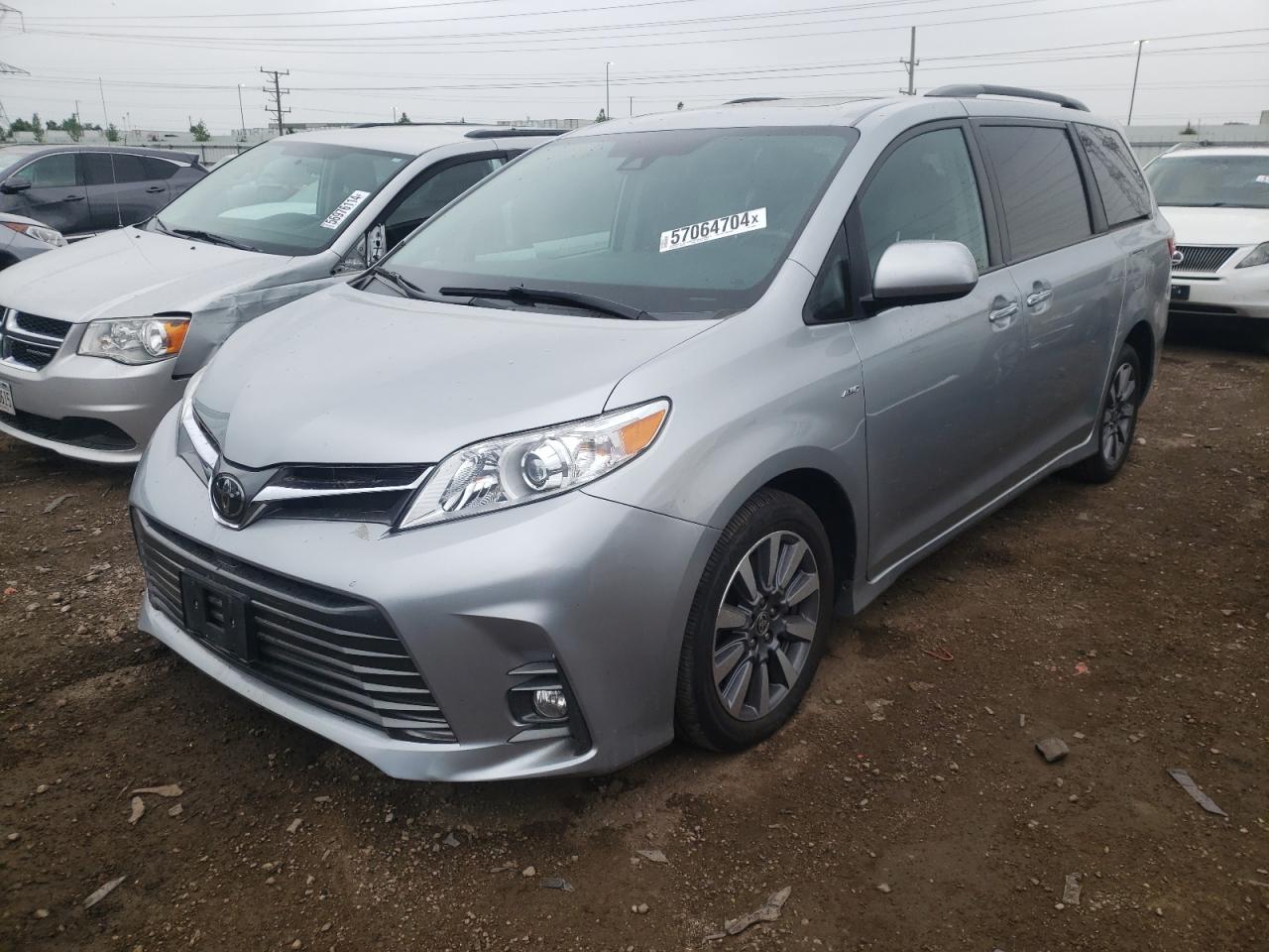 5TDDZ3DC3LS242800 2020 Toyota Sienna Xle