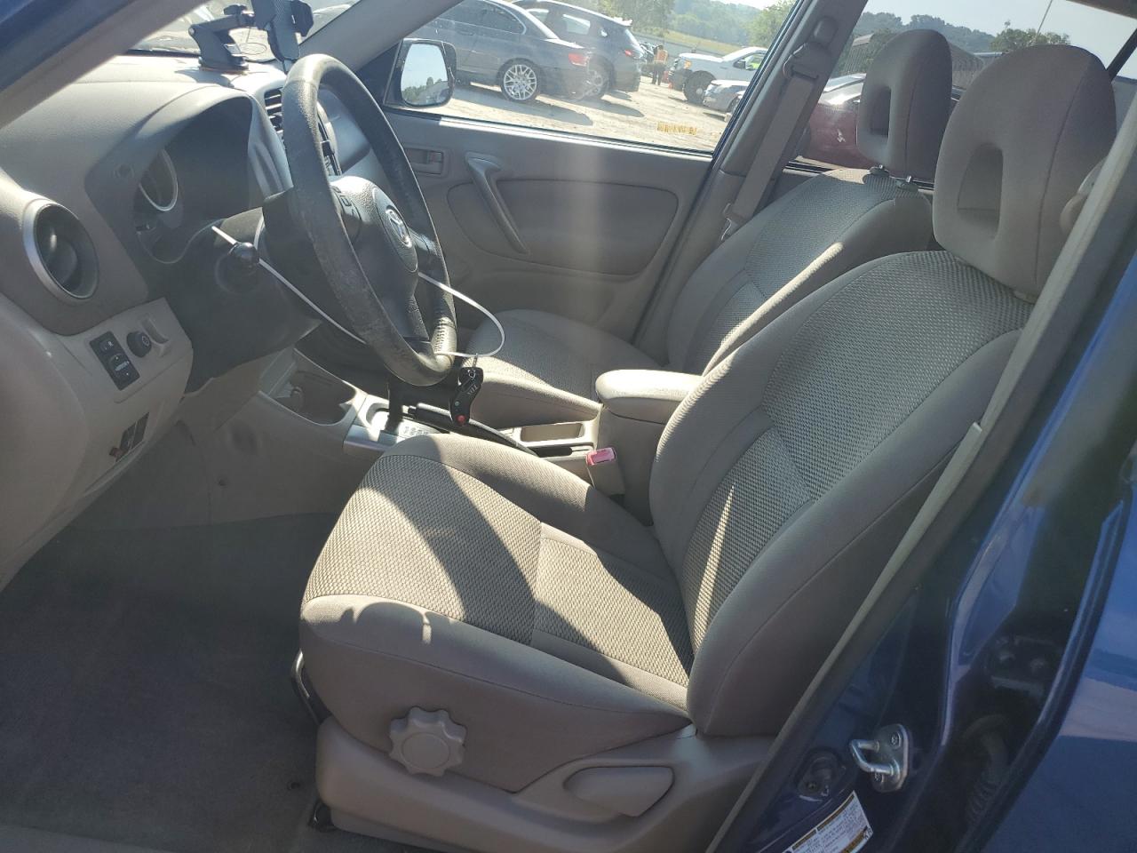 JTEGD20V640038229 2004 Toyota Rav4