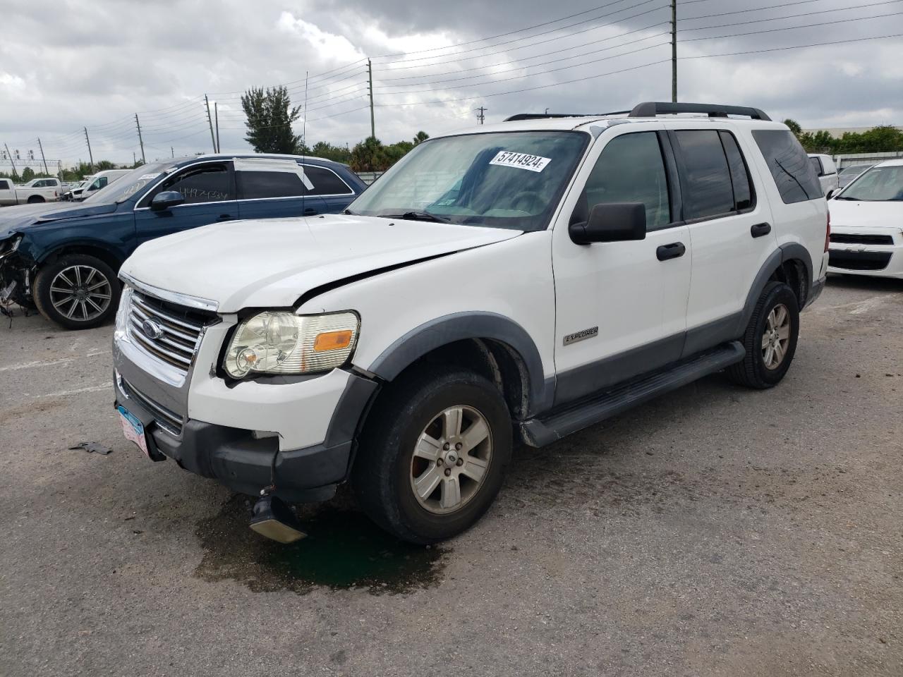 1FMEU63E16UB12565 2006 Ford Explorer Xlt