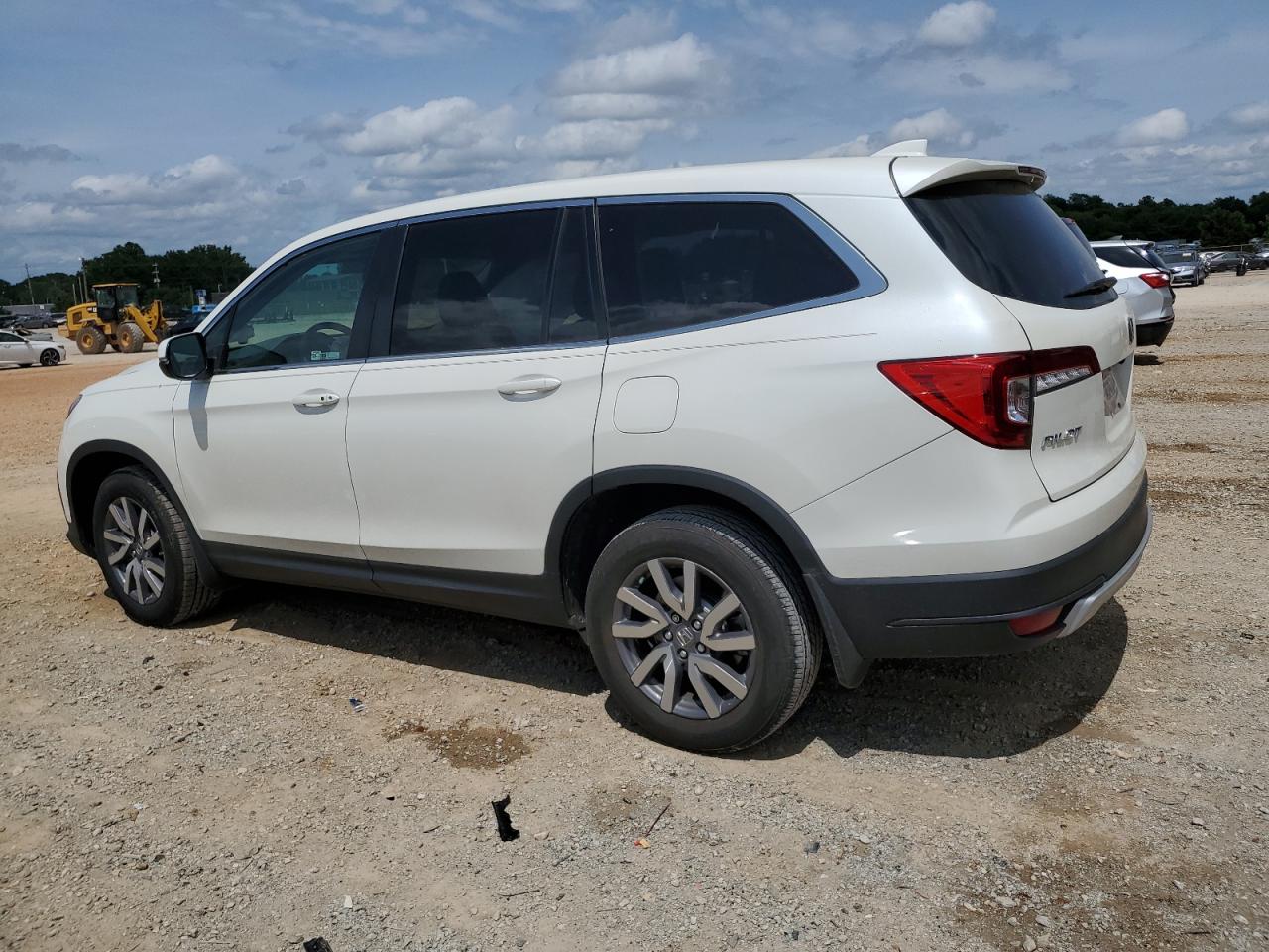 5FNYF5H38KB026220 2019 Honda Pilot Ex