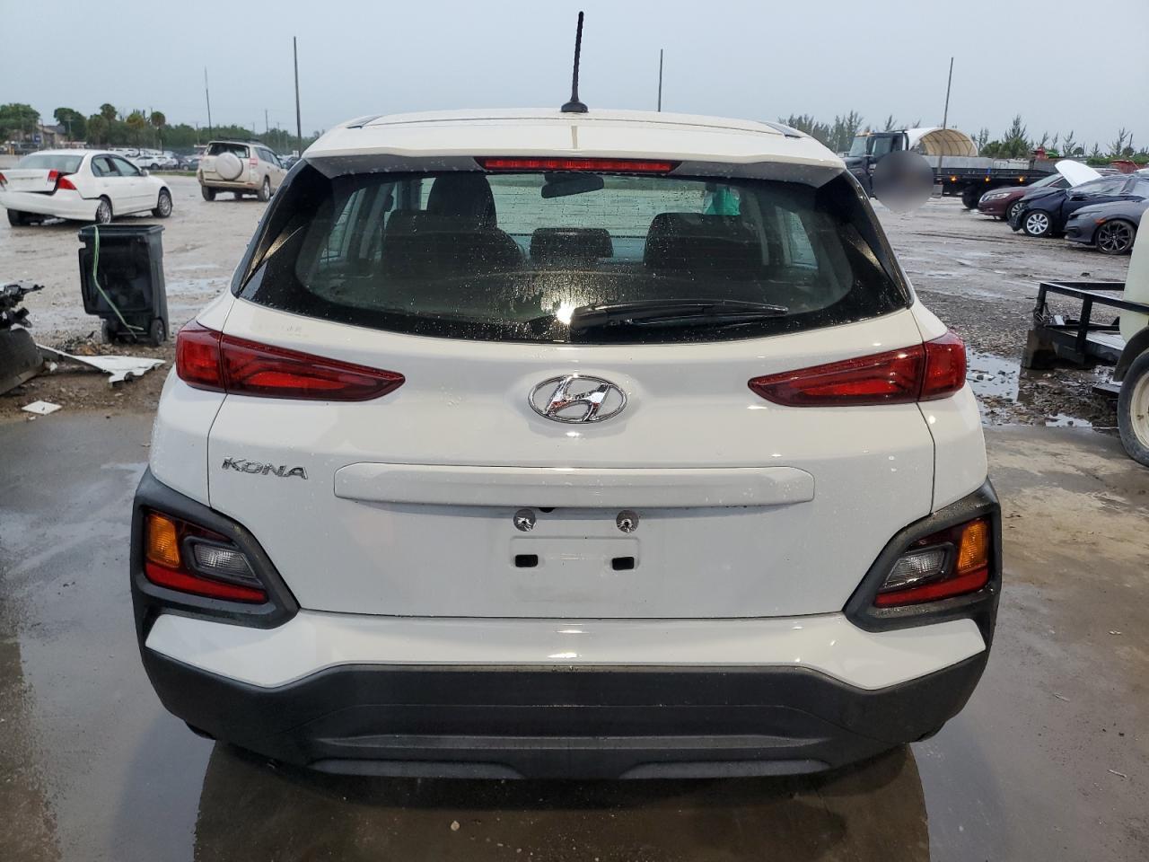 KM8K12AAXKU256596 2019 Hyundai Kona Se