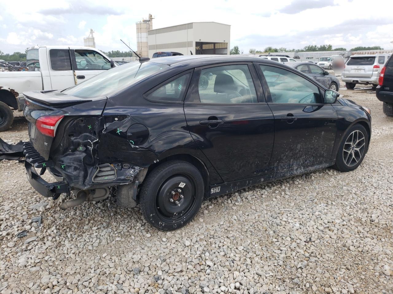 2016 Ford Focus Se vin: 1FADP3F21GL361405