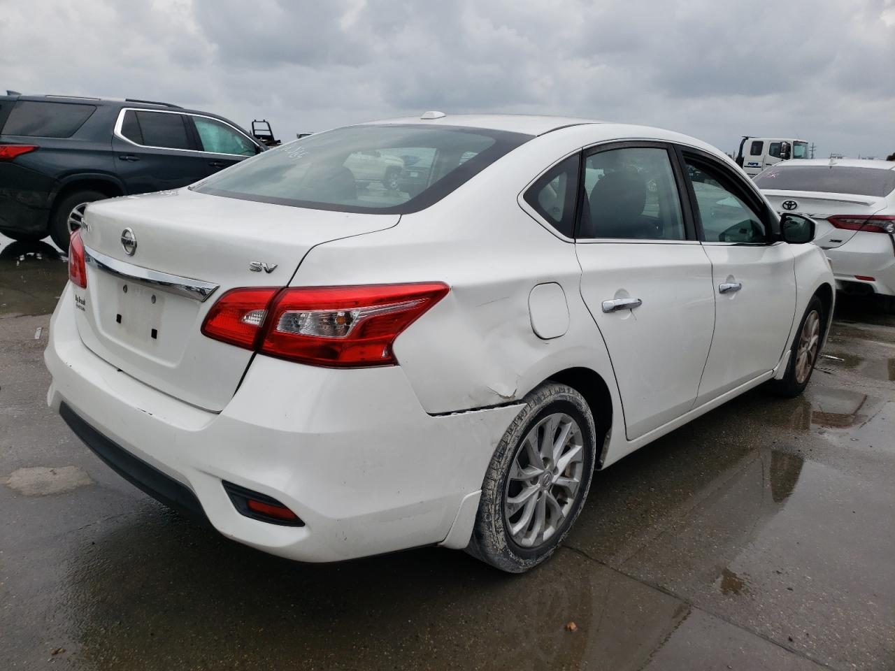 2018 Nissan Sentra S vin: 3N1AB7AP8JY310569