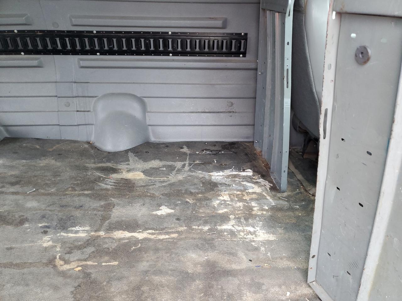 1FTRE14202HB84466 2002 Ford Econoline E150 Van