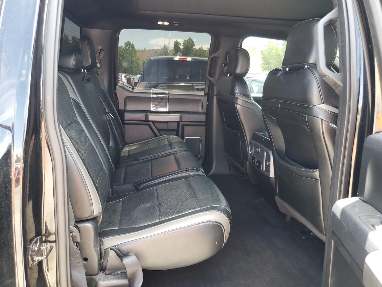 1FTFW1RG1JFE70566 2018 Ford F150 Raptor