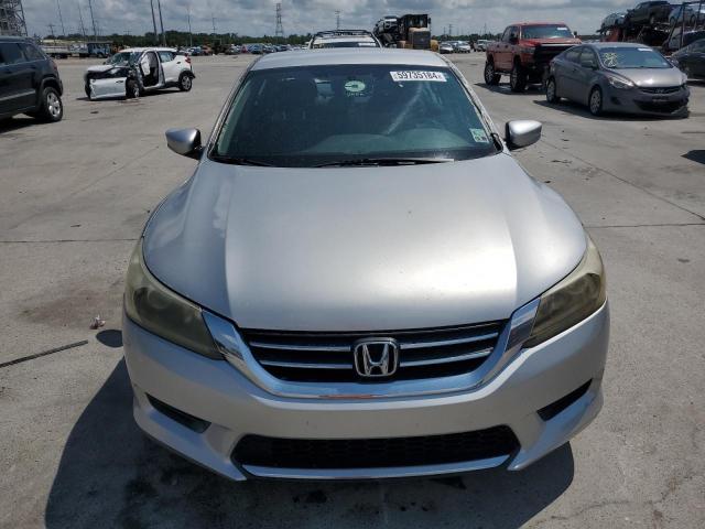 VIN 1HGCR2F36FA045898 2015 Honda Accord, LX no.5