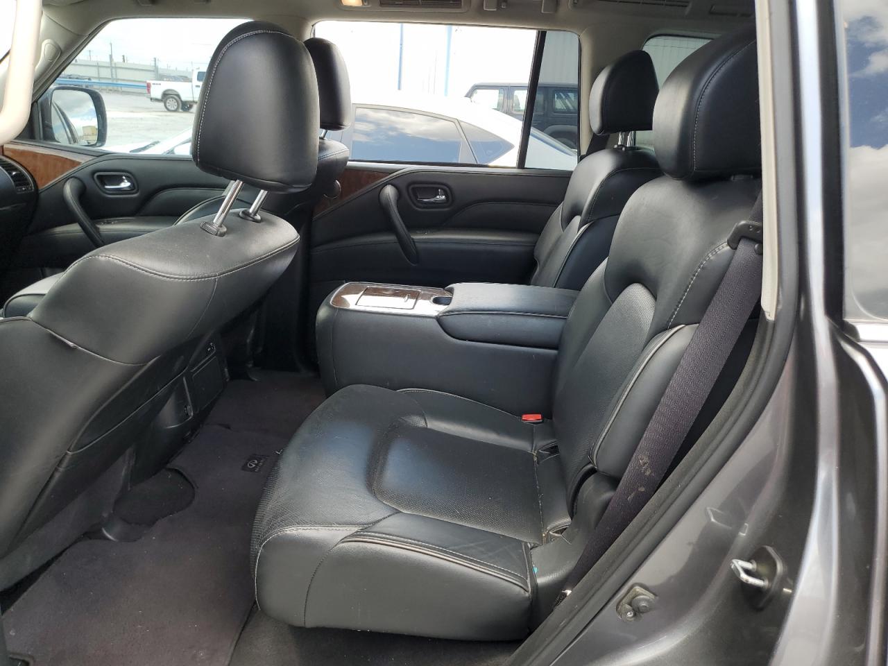 JN8AZ2NF4K9688591 2019 Infiniti Qx80 Luxe