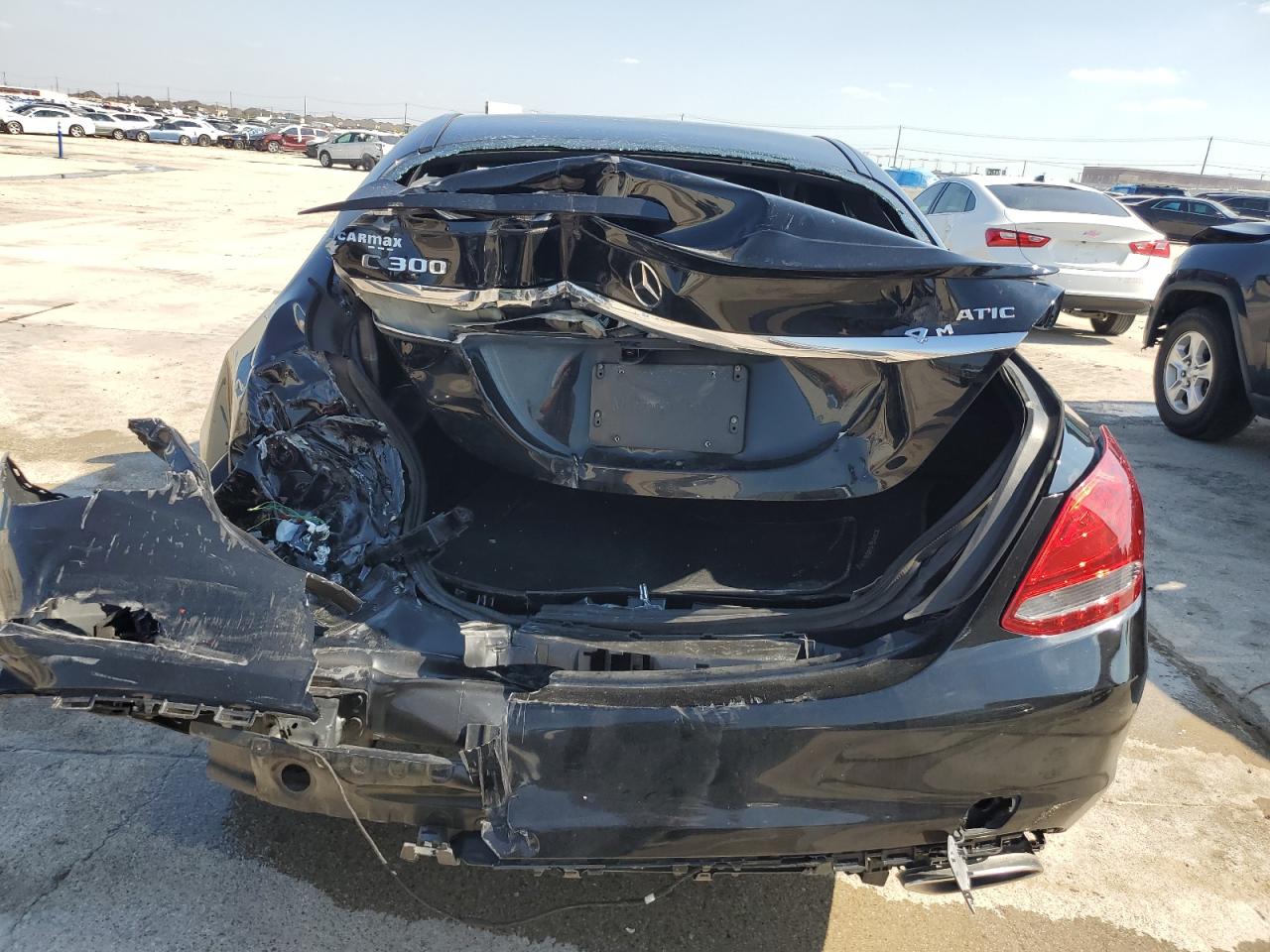 55SWF4KB5JU271720 2018 Mercedes-Benz C 300 4Matic