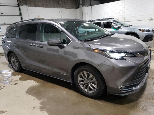 2021 TOYOTA SIENNA XLE - 5TDYSKFC0MS031634