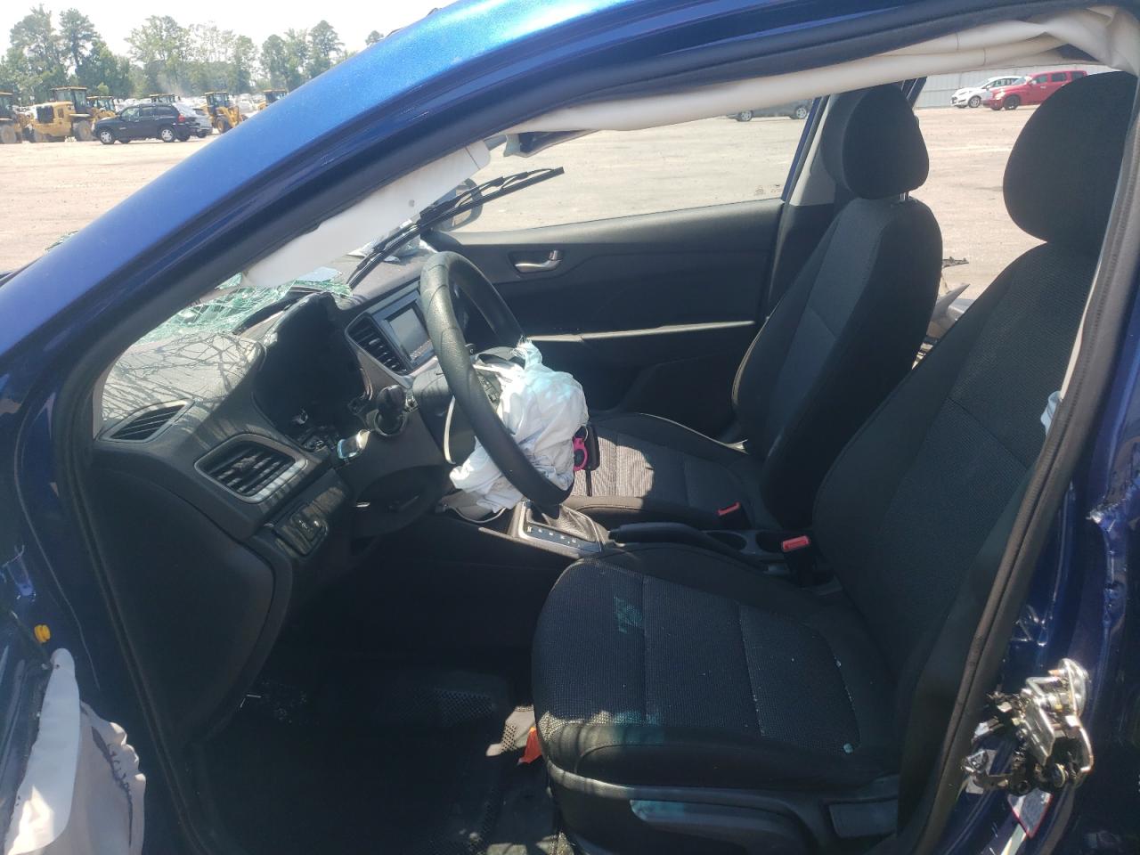 3KPC24A62LE095738 2020 Hyundai Accent Se