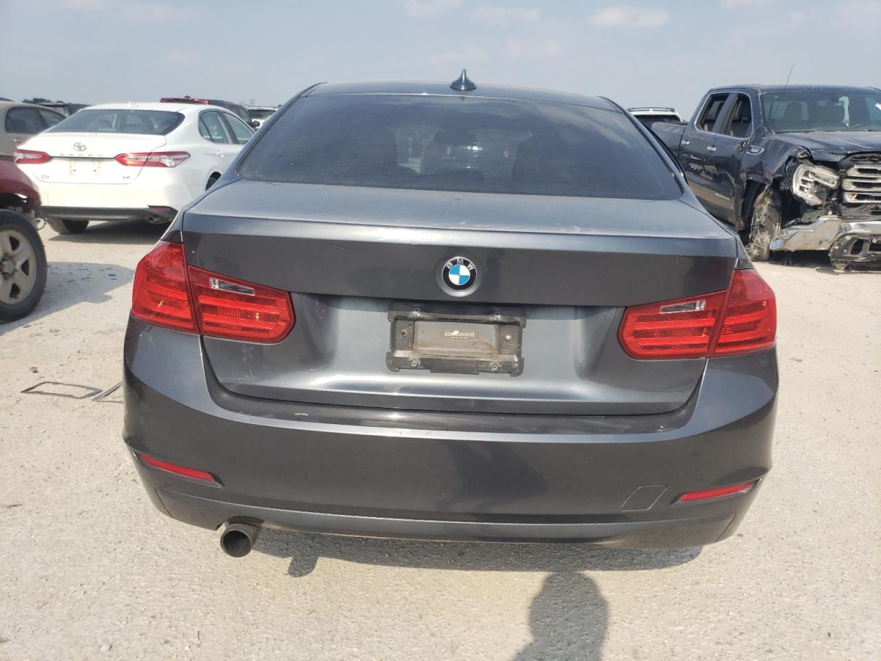 WBA3B1C50EK134018 2014 BMW 320 I