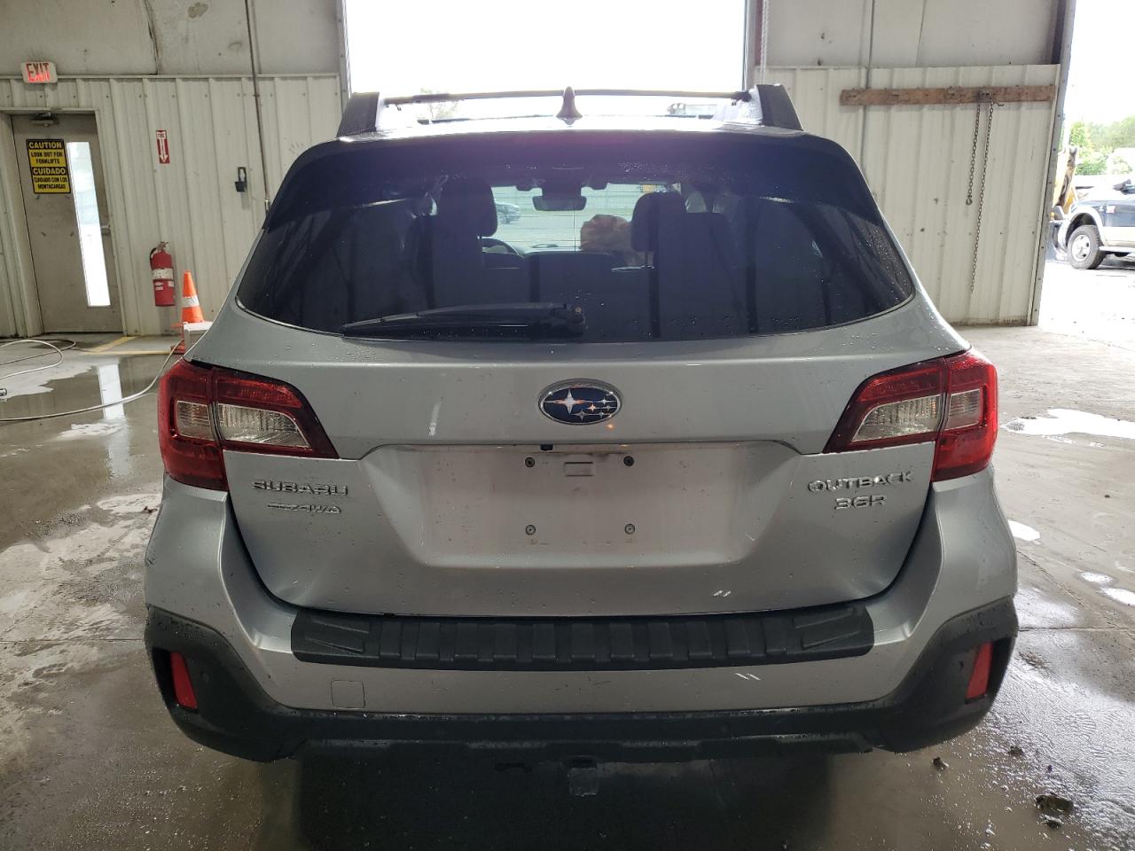 4S4BSENCXJ3225573 2018 Subaru Outback 3.6R Limited