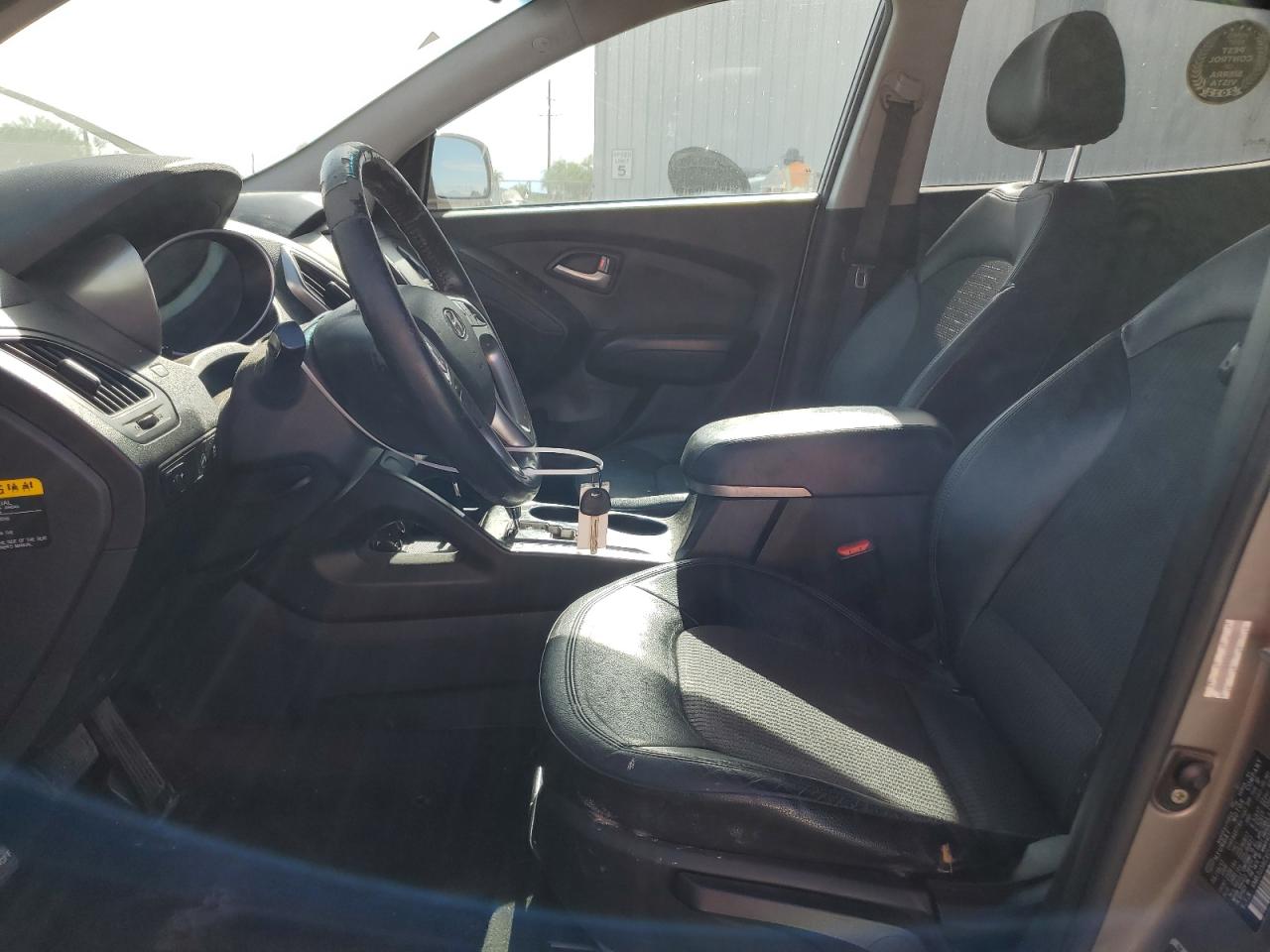 KM8JU3ACXCU356788 2012 Hyundai Tucson Gls