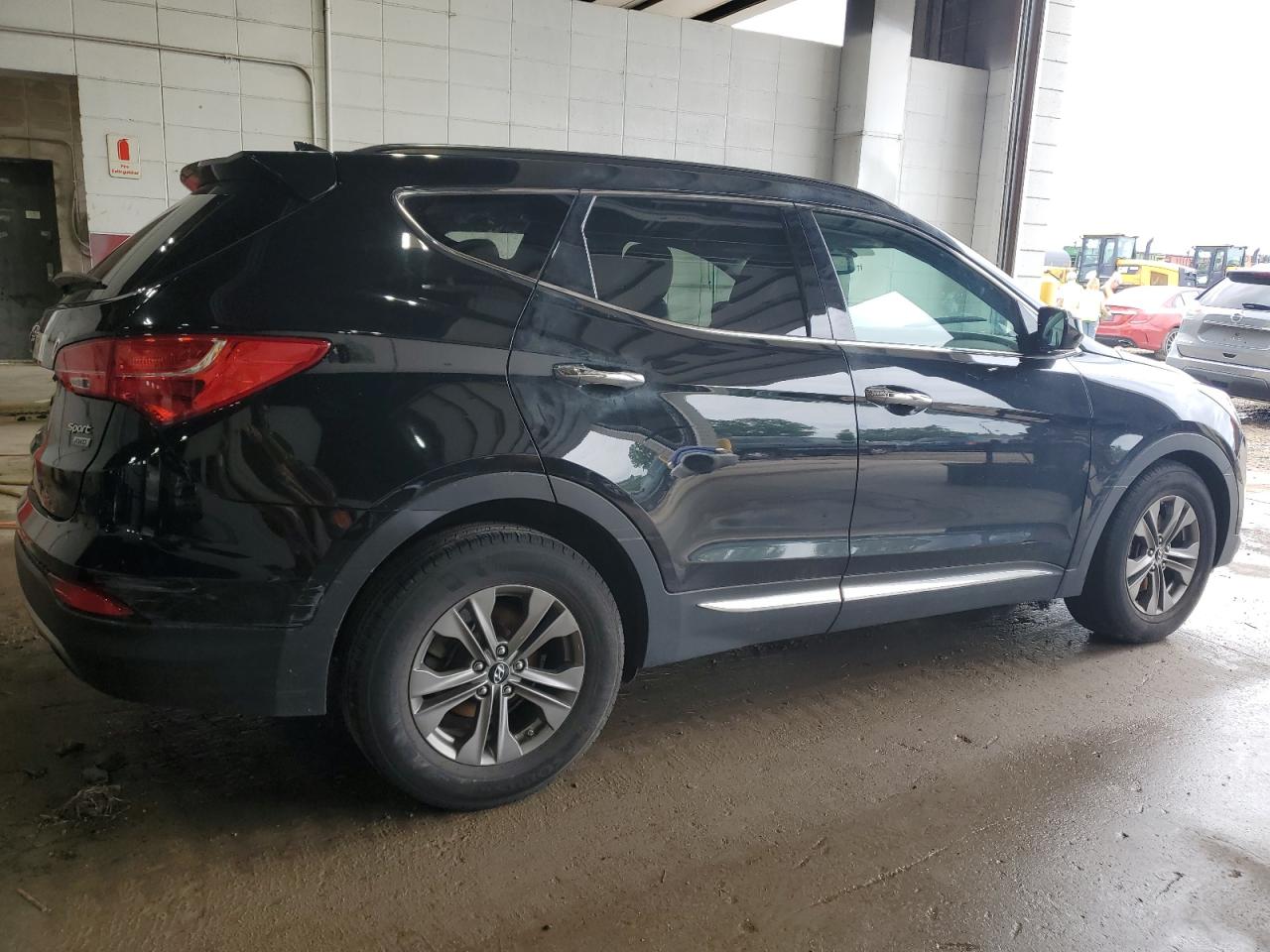 2014 Hyundai Santa Fe Sport vin: 5XYZUDLB3EG201084