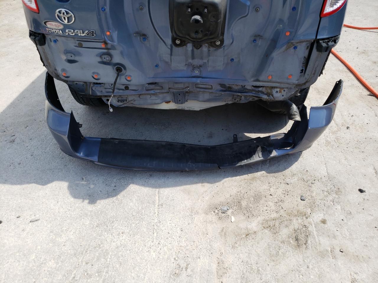 JTMZF4DV0A5014701 2010 Toyota Rav4
