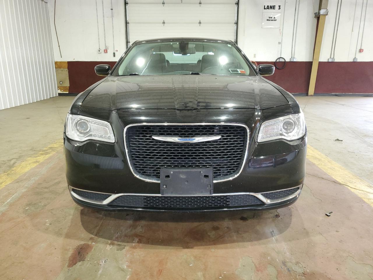 2C3CCAAG0HH584465 2017 Chrysler 300 Limited