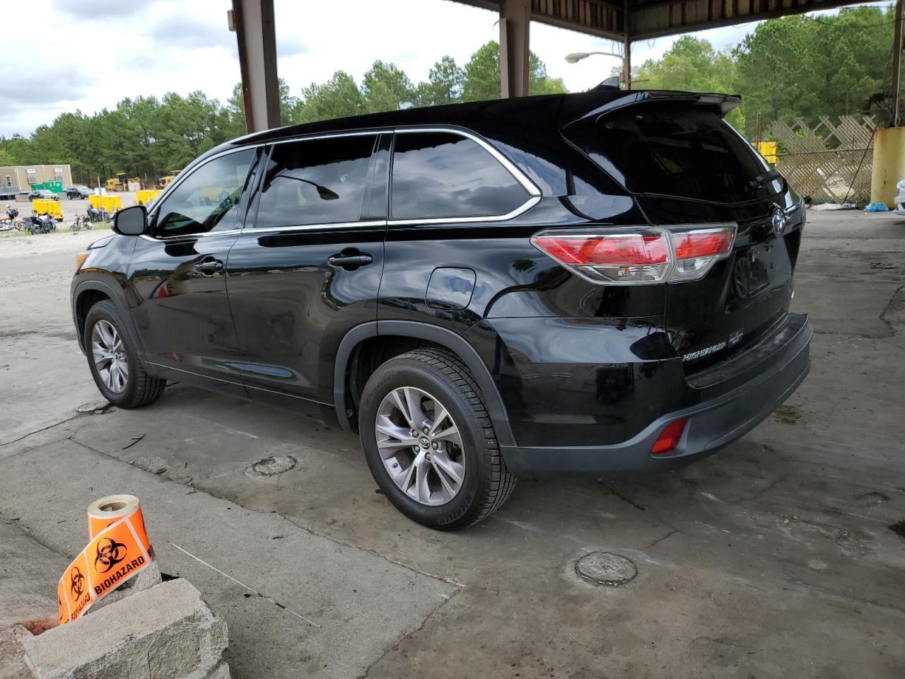 Lot #2630982051 2016 TOYOTA HIGHLANDER