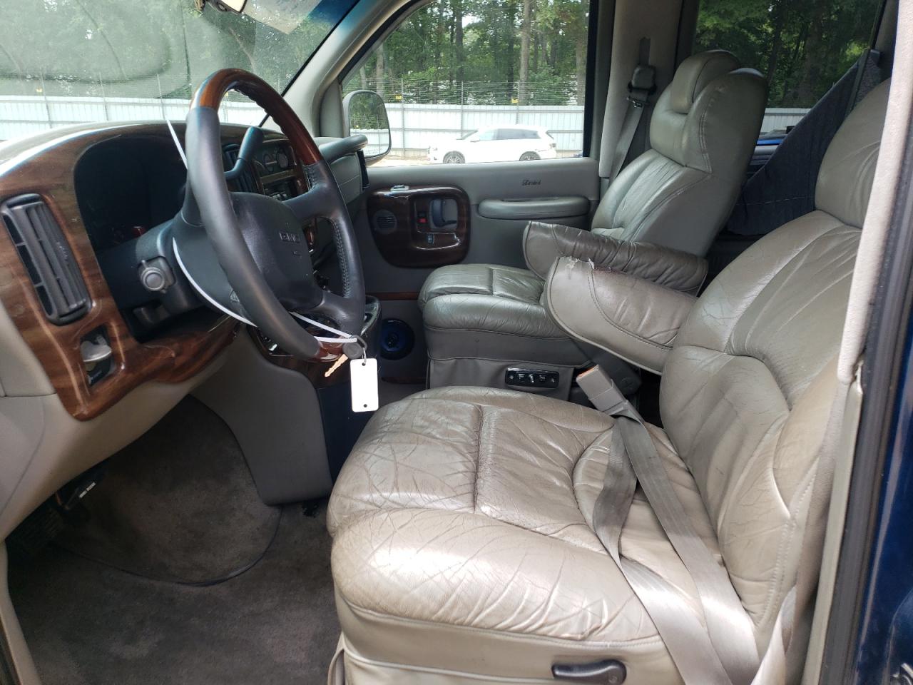 1GDFG15R4Y1261118 2000 GMC Savana Rv G1500