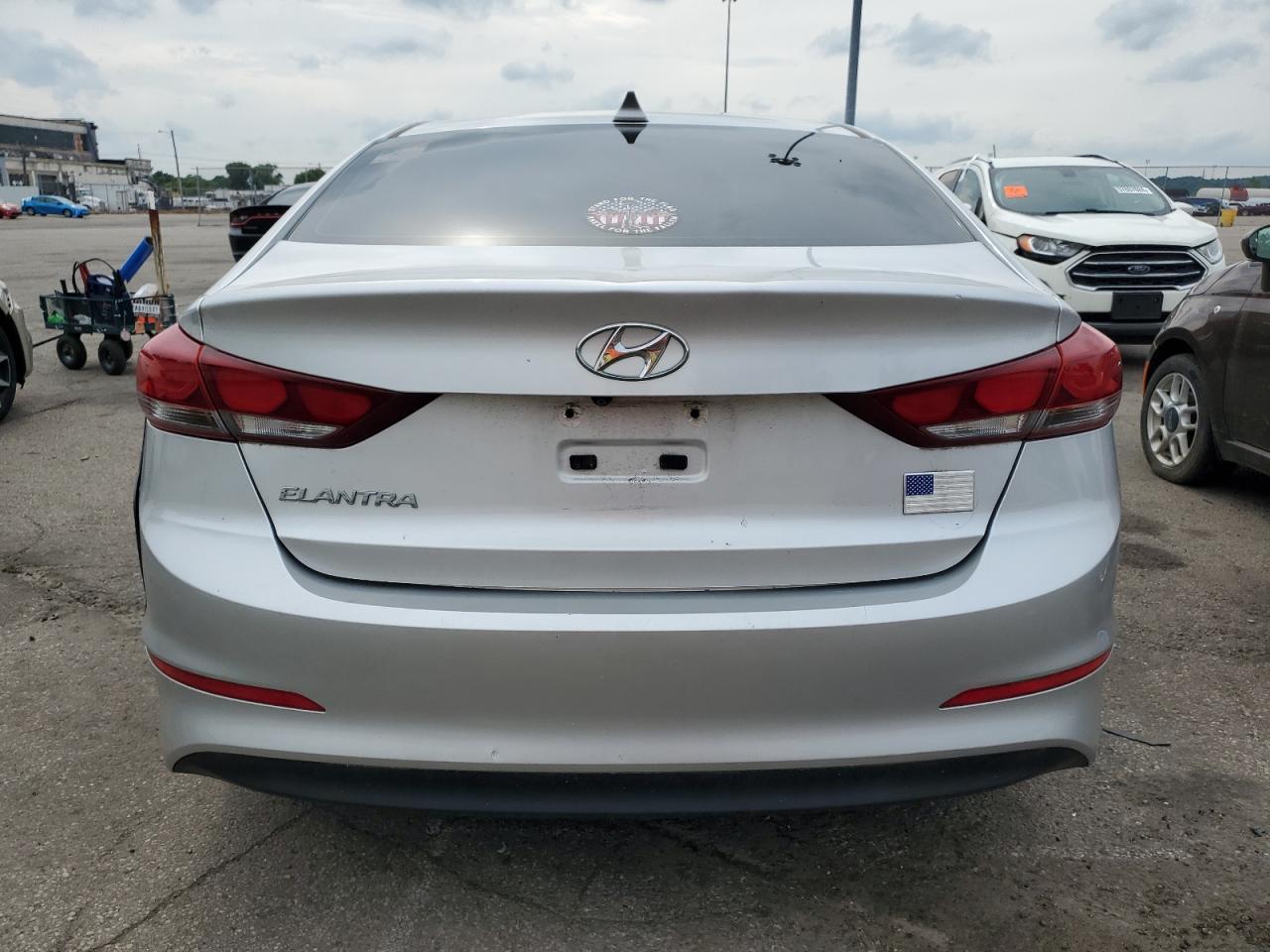 2017 Hyundai Elantra Se vin: 5NPD84LF4HH027377